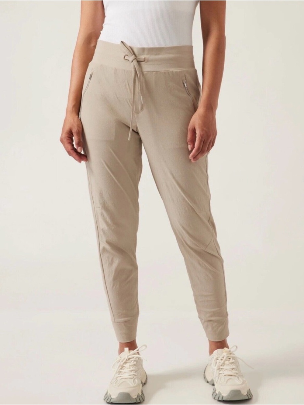 Athleta Women’s Tan size 4 Trekkie North Hiking Jogger